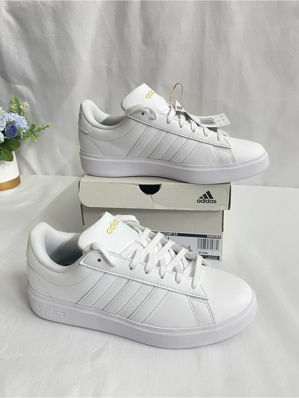 ADIDAS WOMENS GRAND COURT 2.0 SNEAKERS SIZE US 8